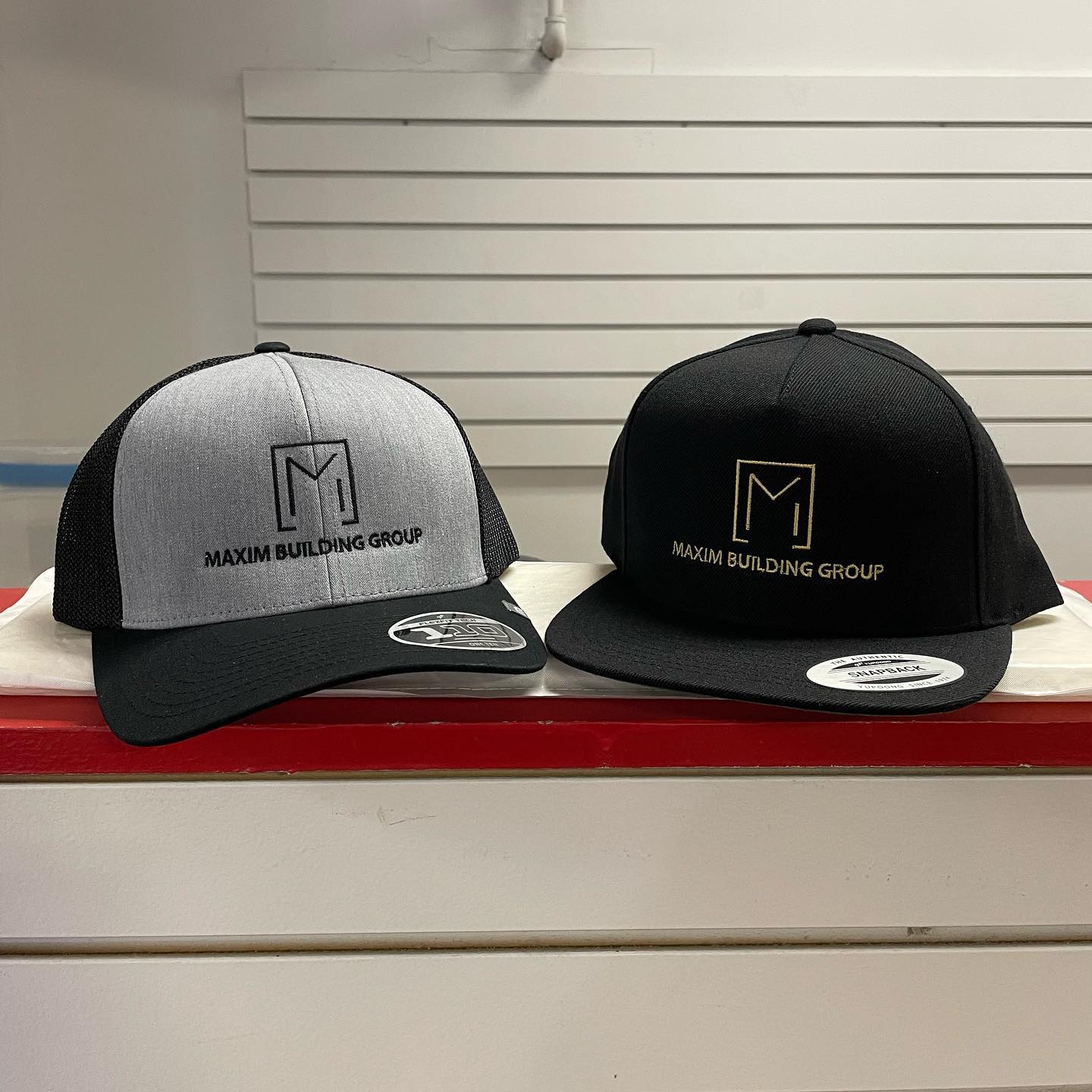 More lids!! Check out this sweet design from @maximbuildinggroup on these TravisMathew hats!!